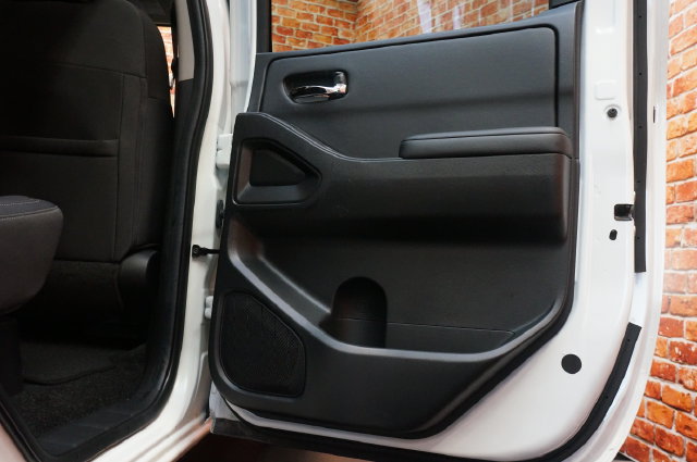 Certified 2026 Nissan Frontier SV AWD/4WD image 46