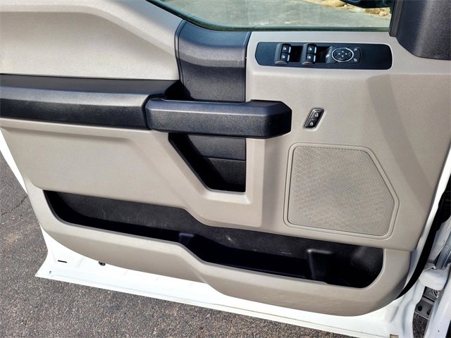 Used 2022 Ford F250 XL w/ Power Equipment Group image 14