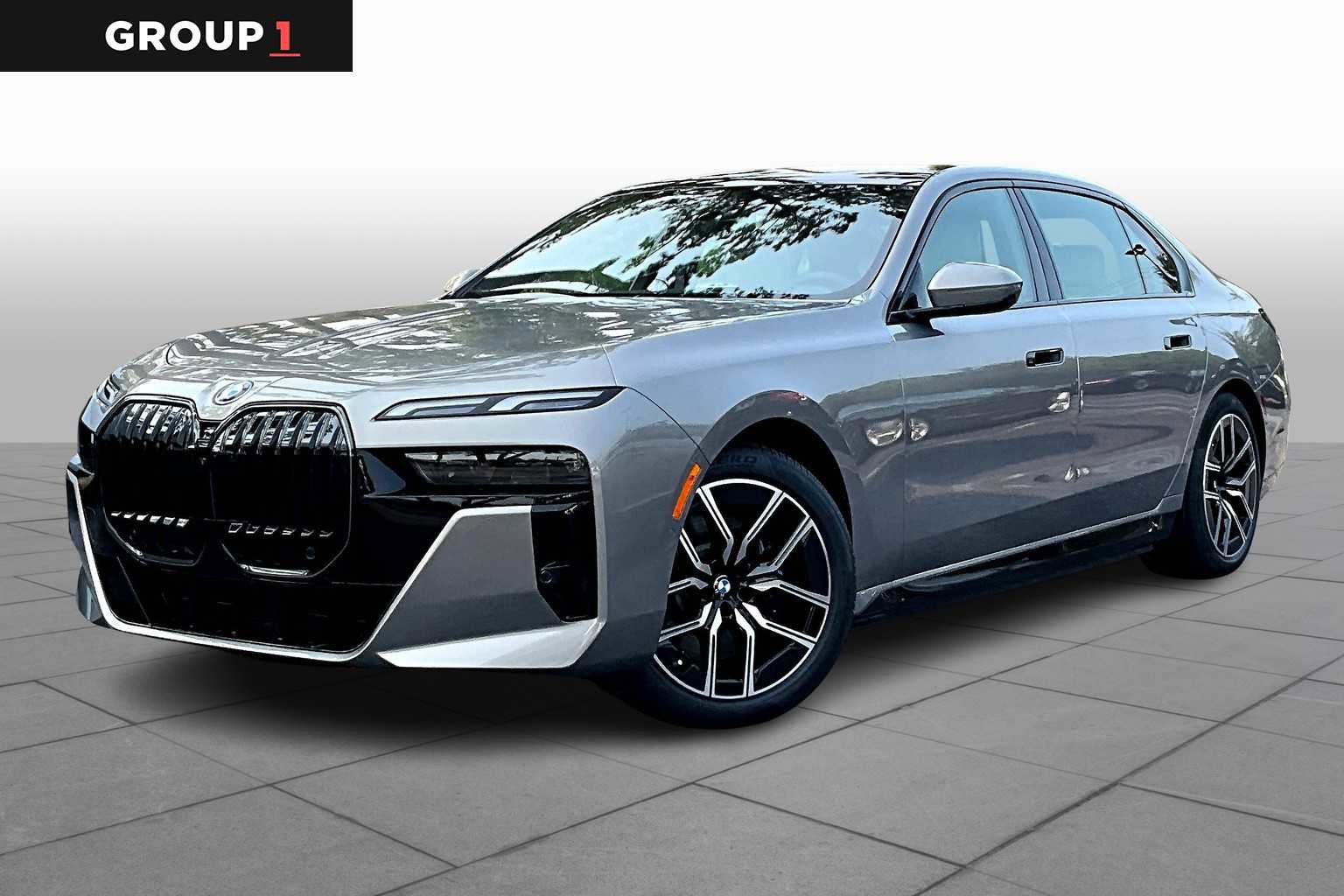 New 2025 BMW i7 eDrive50 w/ M Sport Package