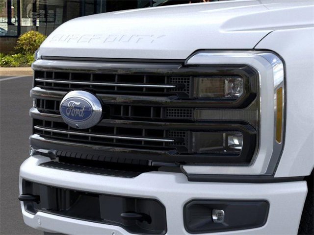 New 2025 Ford F350 Platinum w/ FX4 Off-Road Package image 17