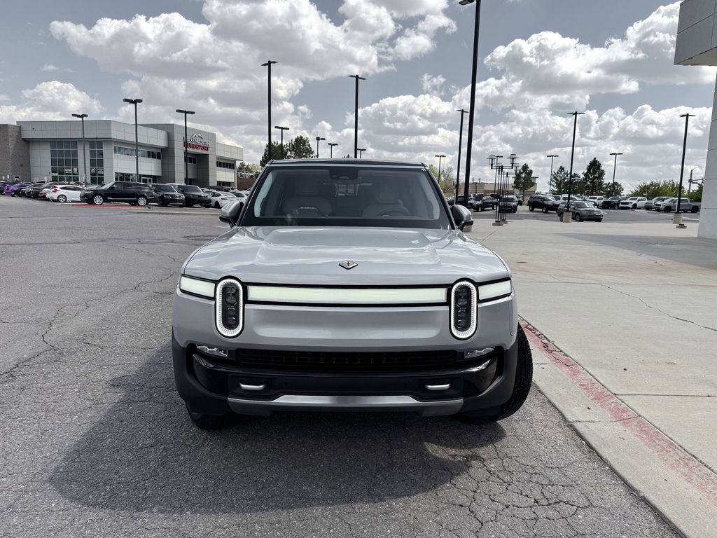 Used 2024 Rivian R1S Adventure AWD/4WD image 3