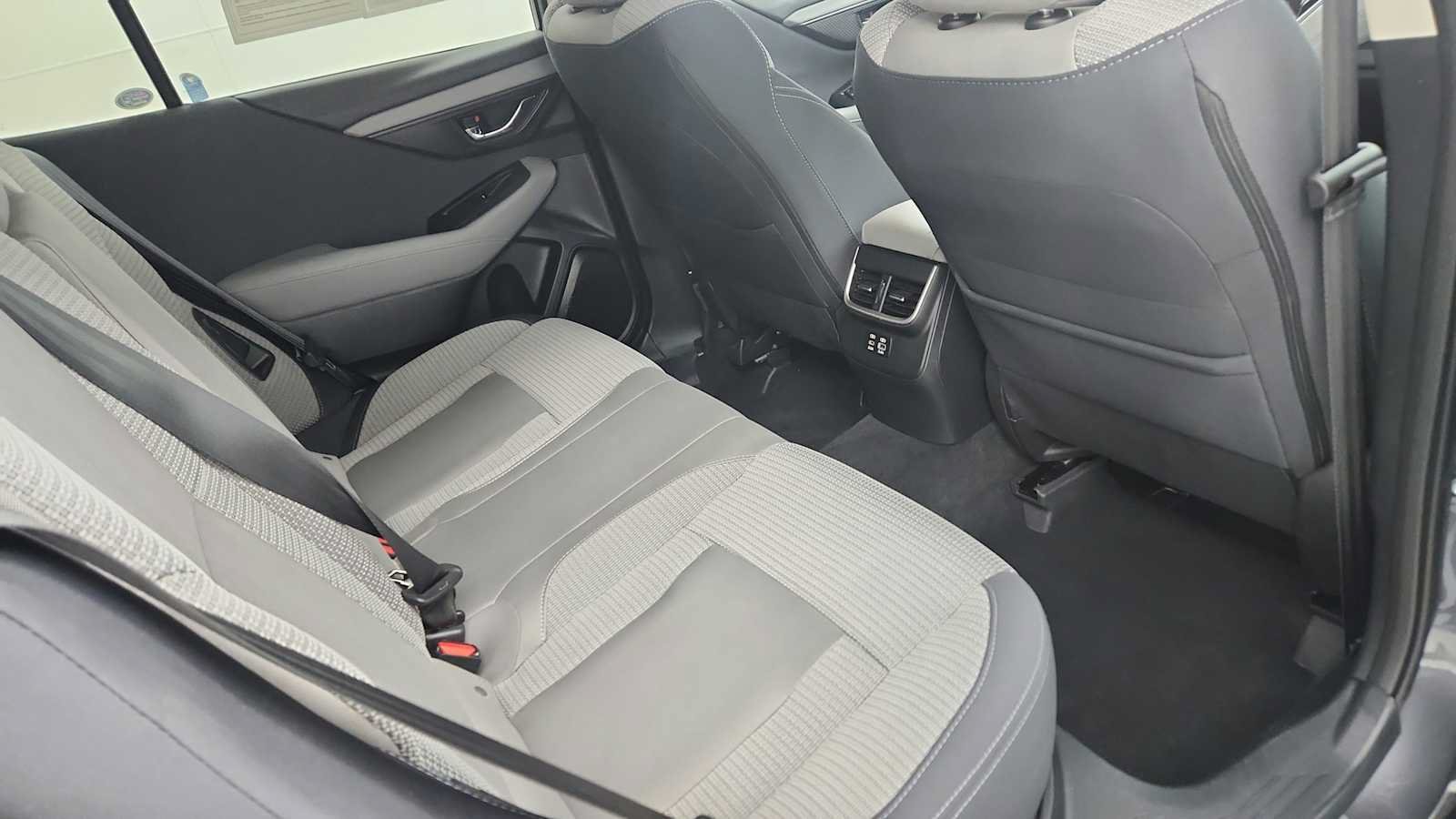Certified 2024 Subaru Outback Premium AWD/4WD image 25