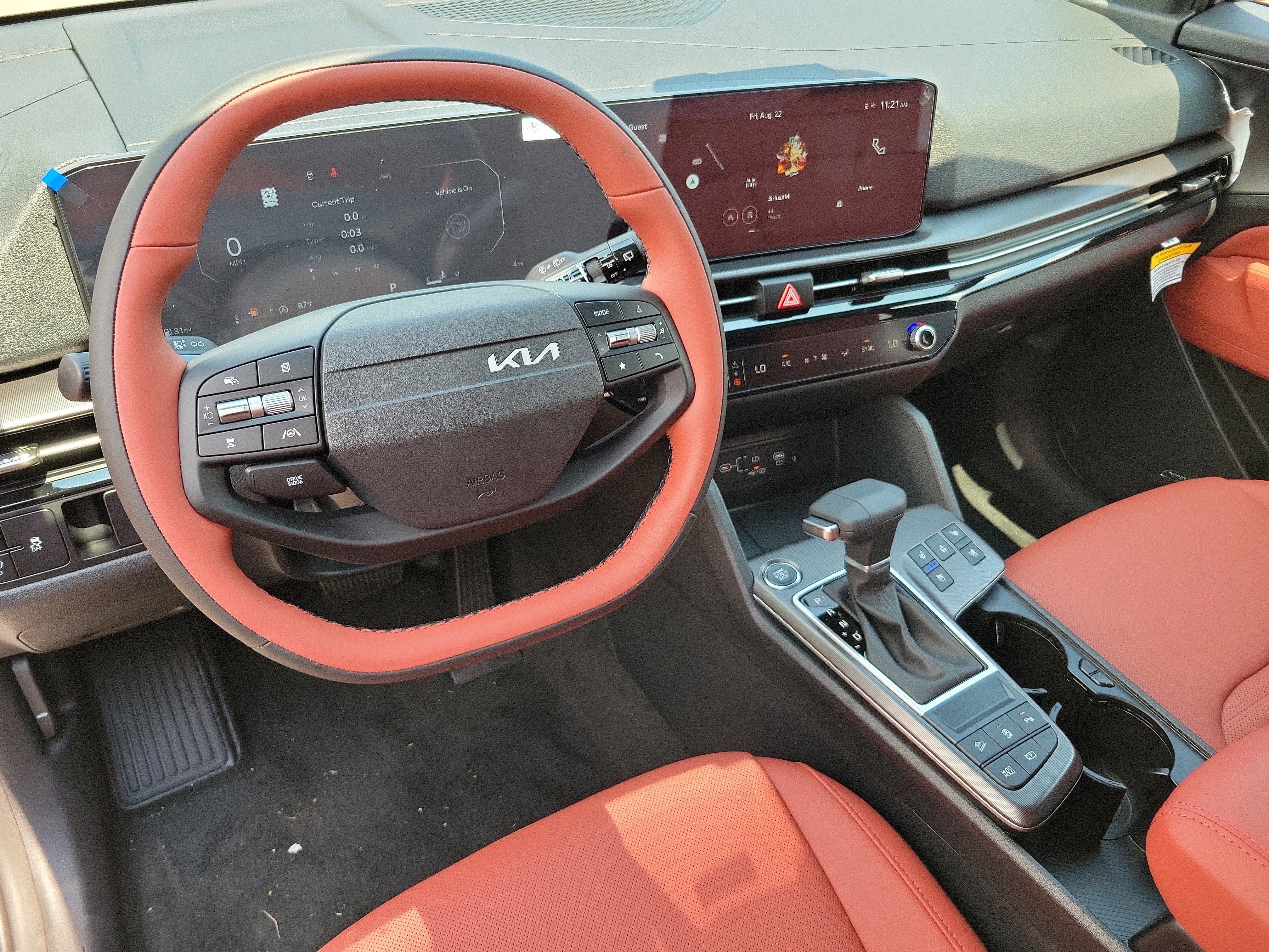 New 2026 Kia Sportage SX image 2