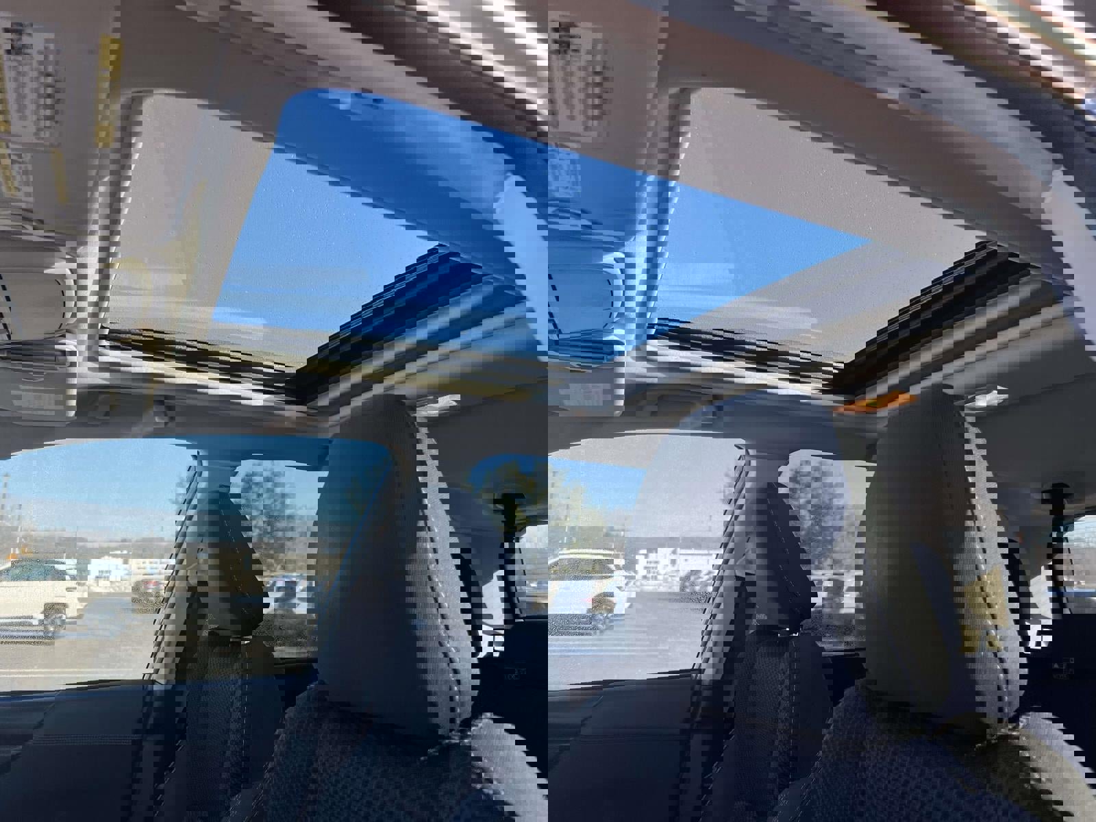 Used 2019 Subaru Forester Premium w/ All-Weather Package image 25