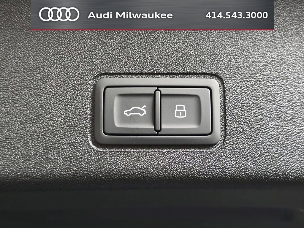New 2026 Audi Q3 quattro 2.0T AWD/4WD image 10