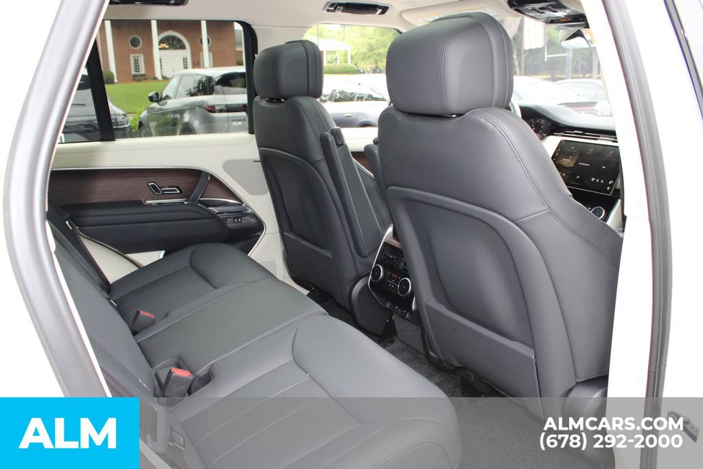 Used 2023 Land Rover Range Rover SE AWD/4WD image 24
