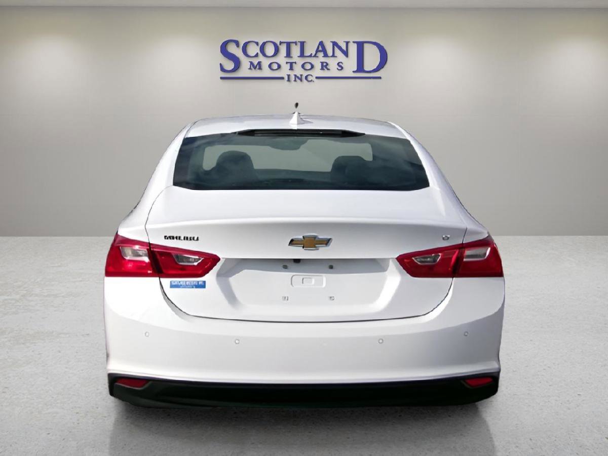 Used 2025 Chevrolet Malibu LT FWD image 6