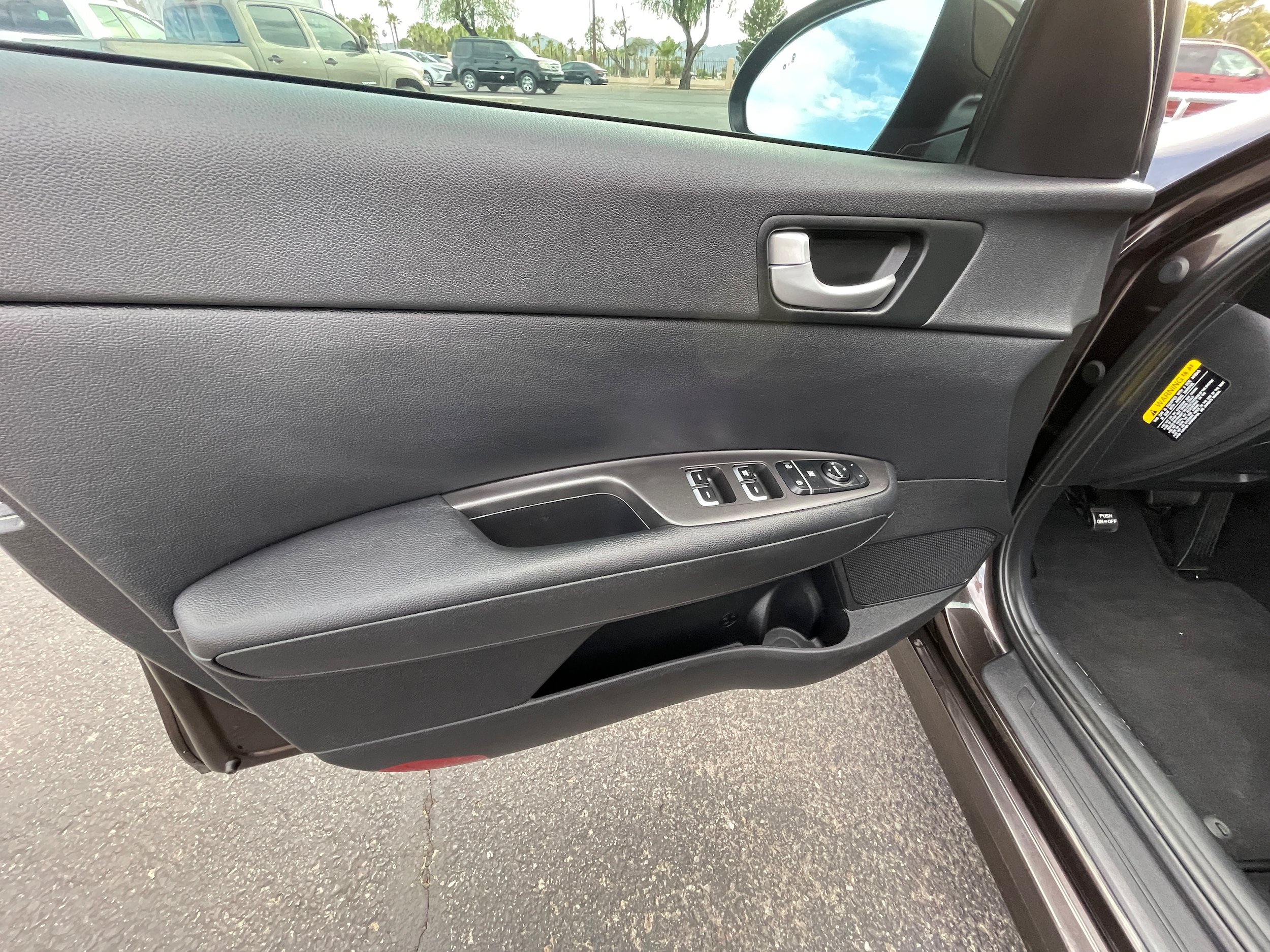 Used 2018 Kia Optima LX FWD image 12