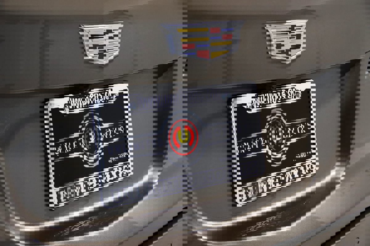 Used 2020 Cadillac XT4 Premium Luxury image 4