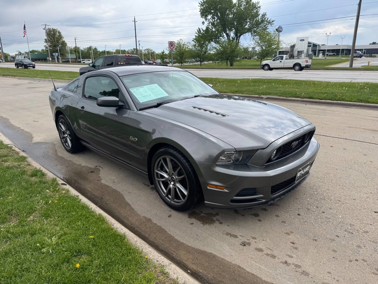 Used 2014 Ford Mustang GT w/ GT Track Package RWD image 7
