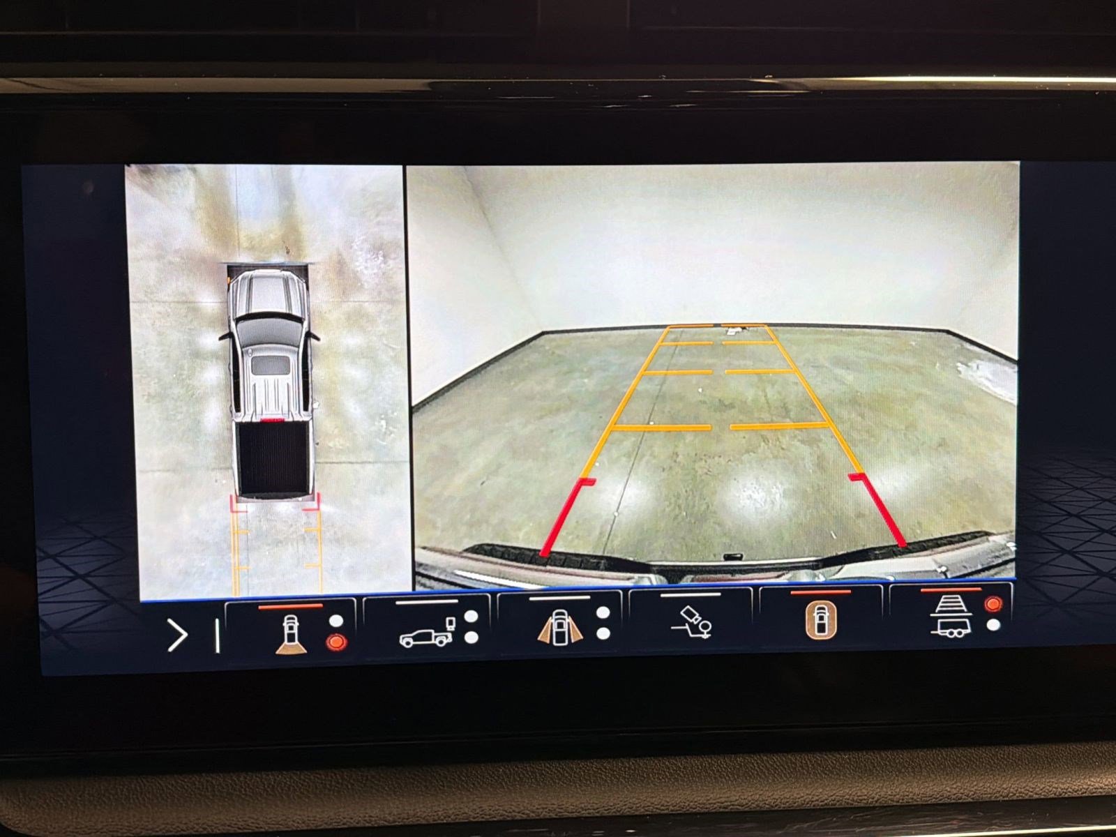 Used 2026 GMC Sierra 1500 AT4 w/ AT4 Premium Package image 25