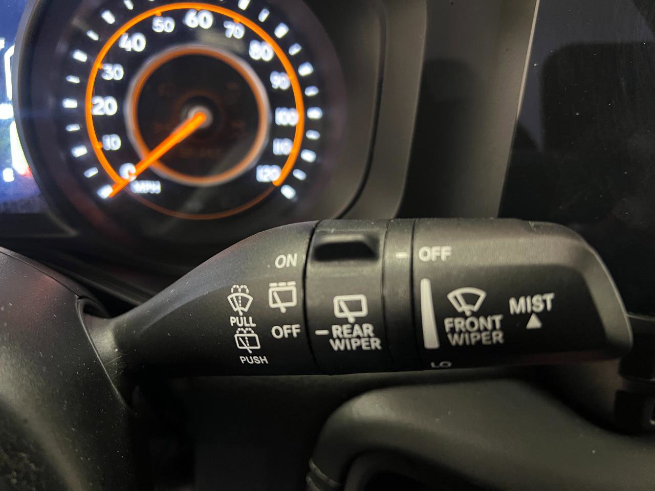 Used 2025 Jeep Wrangler Unlimited Sahara image 38