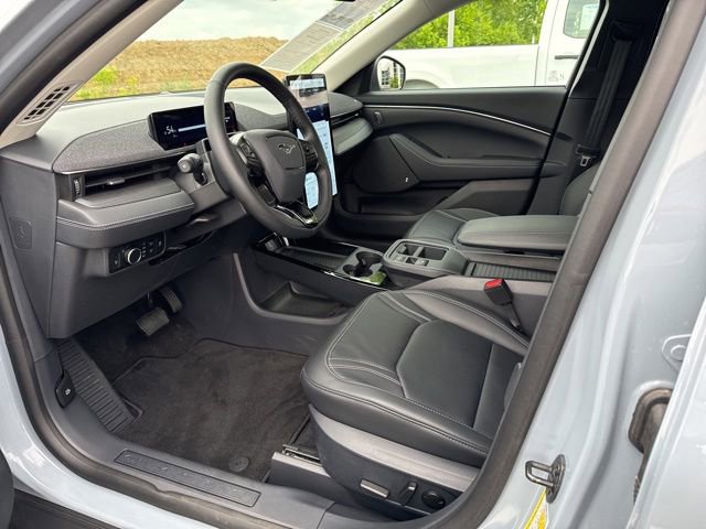 Used 2025 Ford Mustang Mach-E Premium AWD/4WD image 10