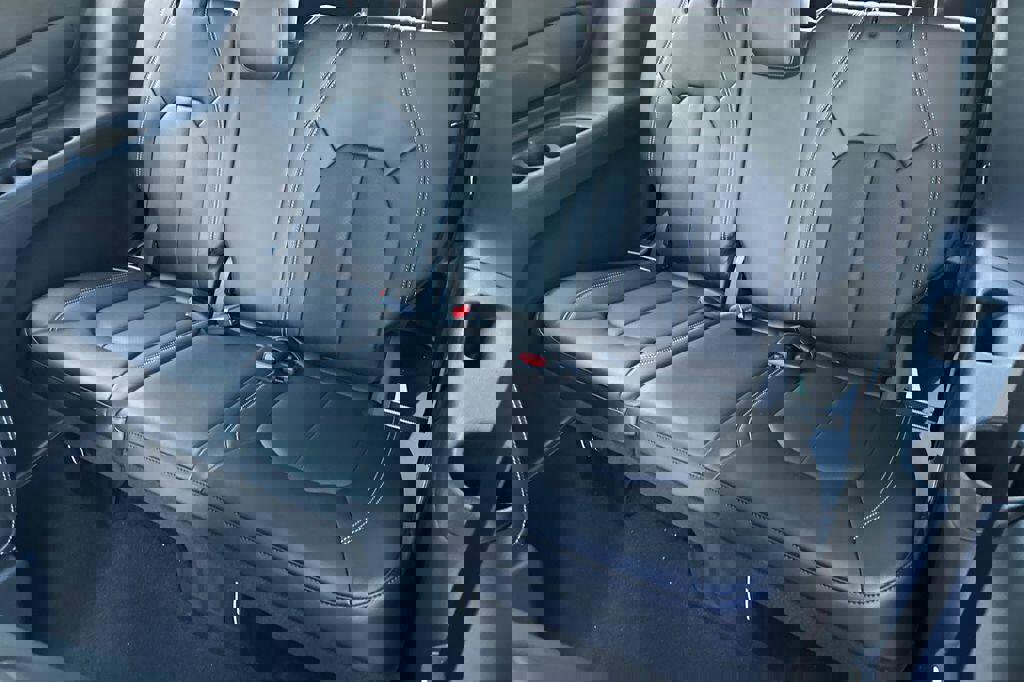 New 2026 Chrysler Voyager LX image 15