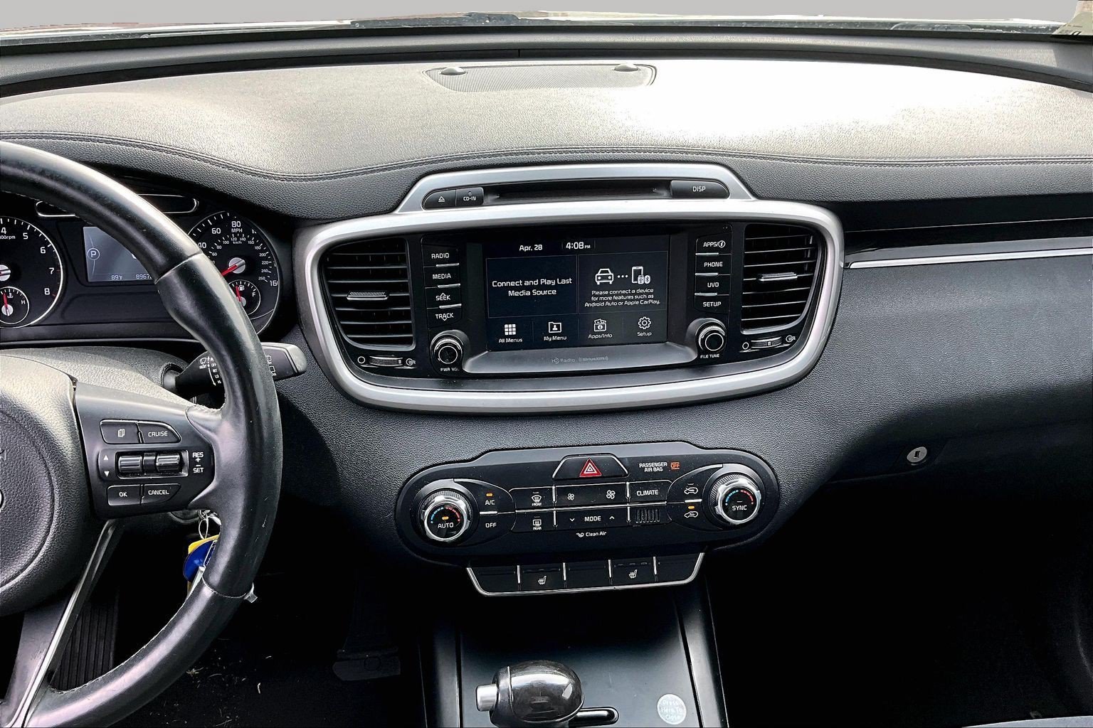 Used 2018 Kia Sorento FWD image 6
