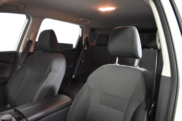 Certified 2025 Nissan Rogue S AWD/4WD image 9