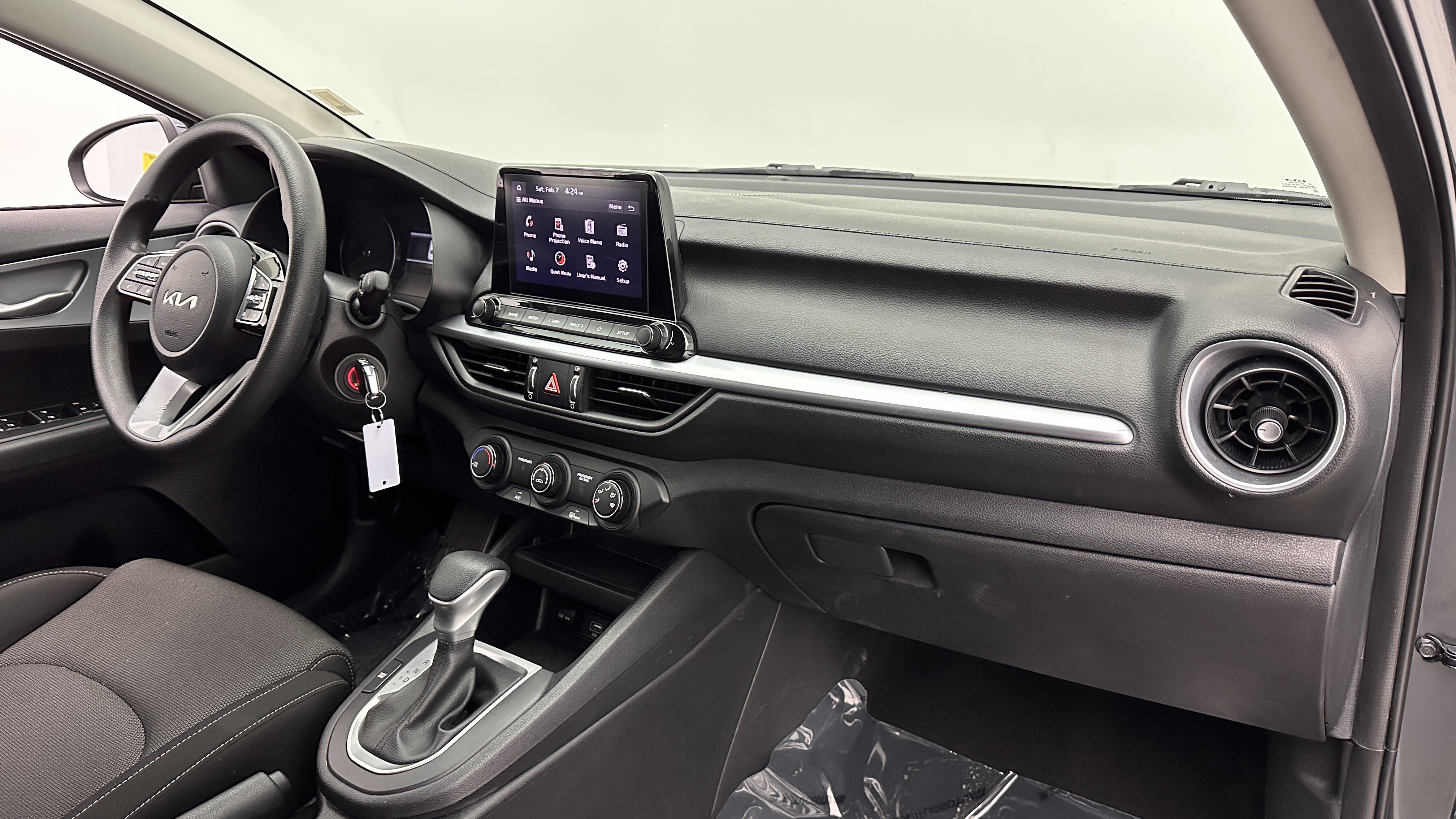 Used 2023 Kia Forte LXS FWD image 31