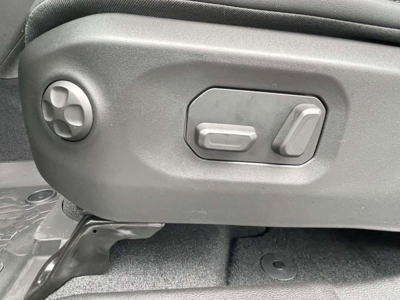 New 2025 Jeep Gladiator Rubicon image 24