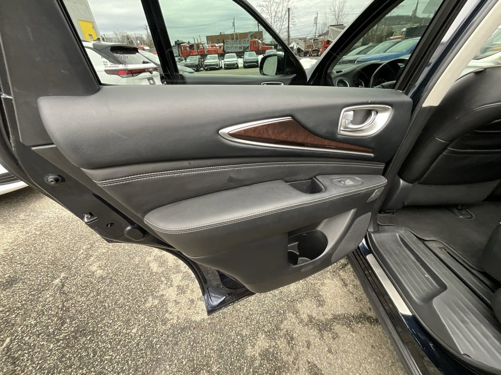 Used 2018 INFINITI QX60 Luxe w/ Deluxe Technology Package image 23