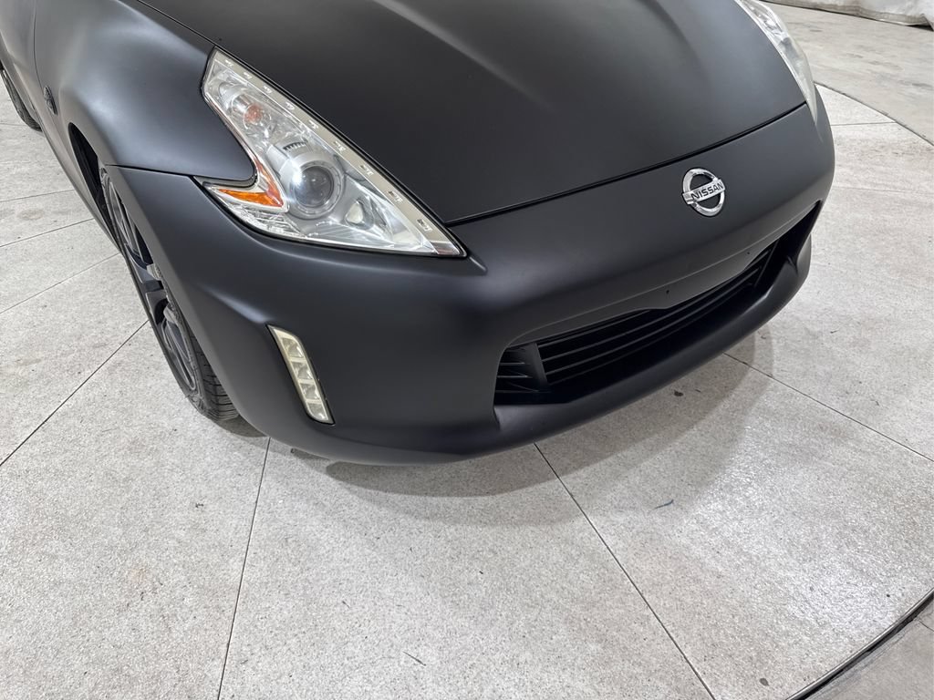Used 2016 Nissan 370Z Coupe RWD image 13