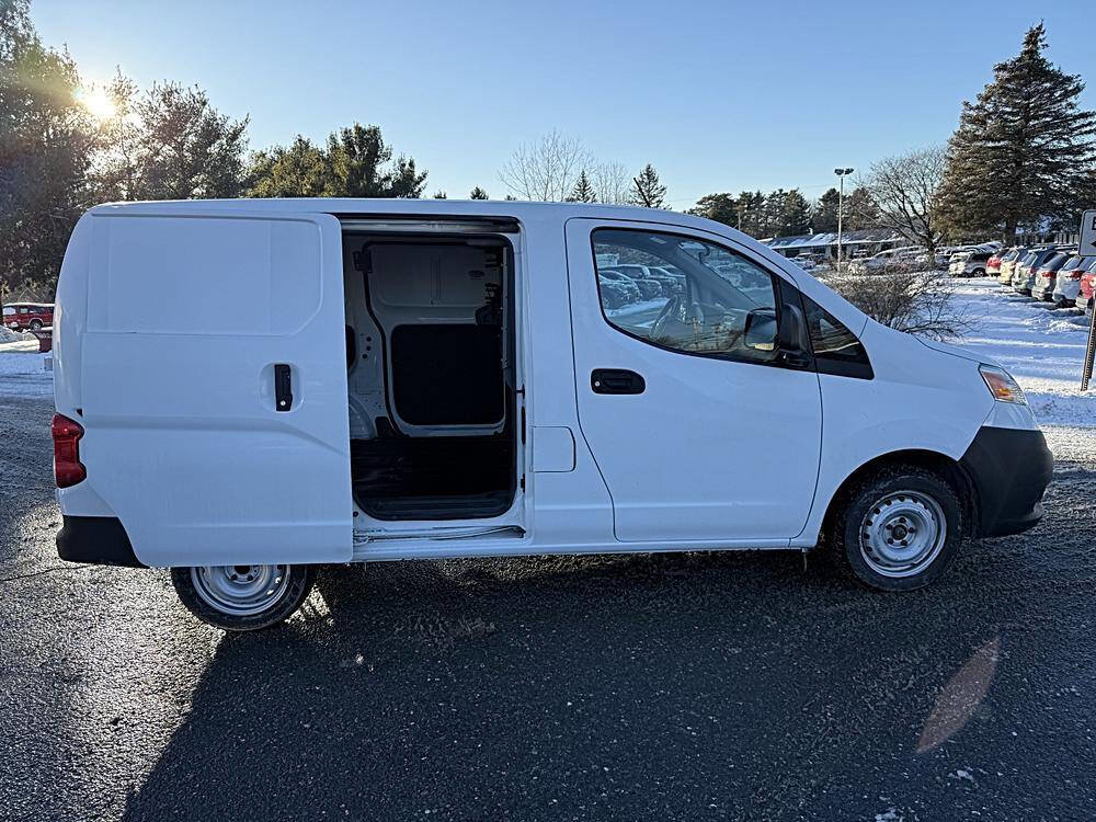 Used 2014 Nissan NV200 S w/ Back Door Glass Package image 8