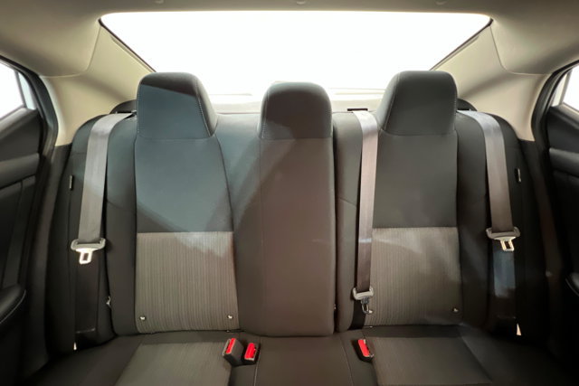 Used 2025 Nissan Sentra SV FWD image 25
