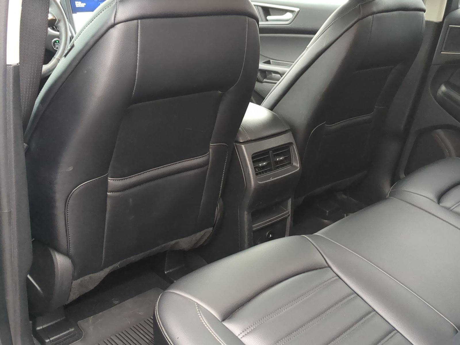 Used 2023 Ford Edge SEL image 21