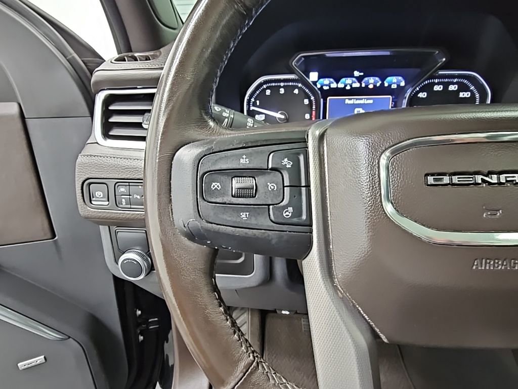 Used 2021 GMC Yukon Denali w/ Denali Premium Package image 28