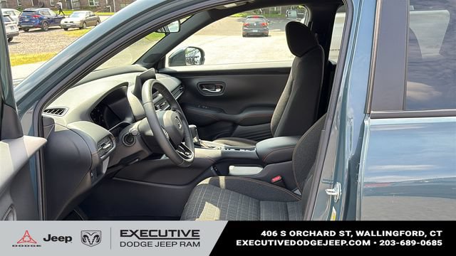 Used 2024 Honda HR-V Sport image 9