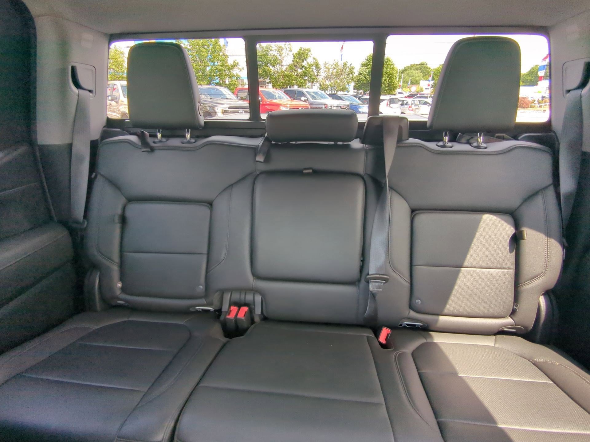 Used 2019 GMC Sierra 1500 SLT w/ SLT Premium Plus Package AWD/4WD image 20
