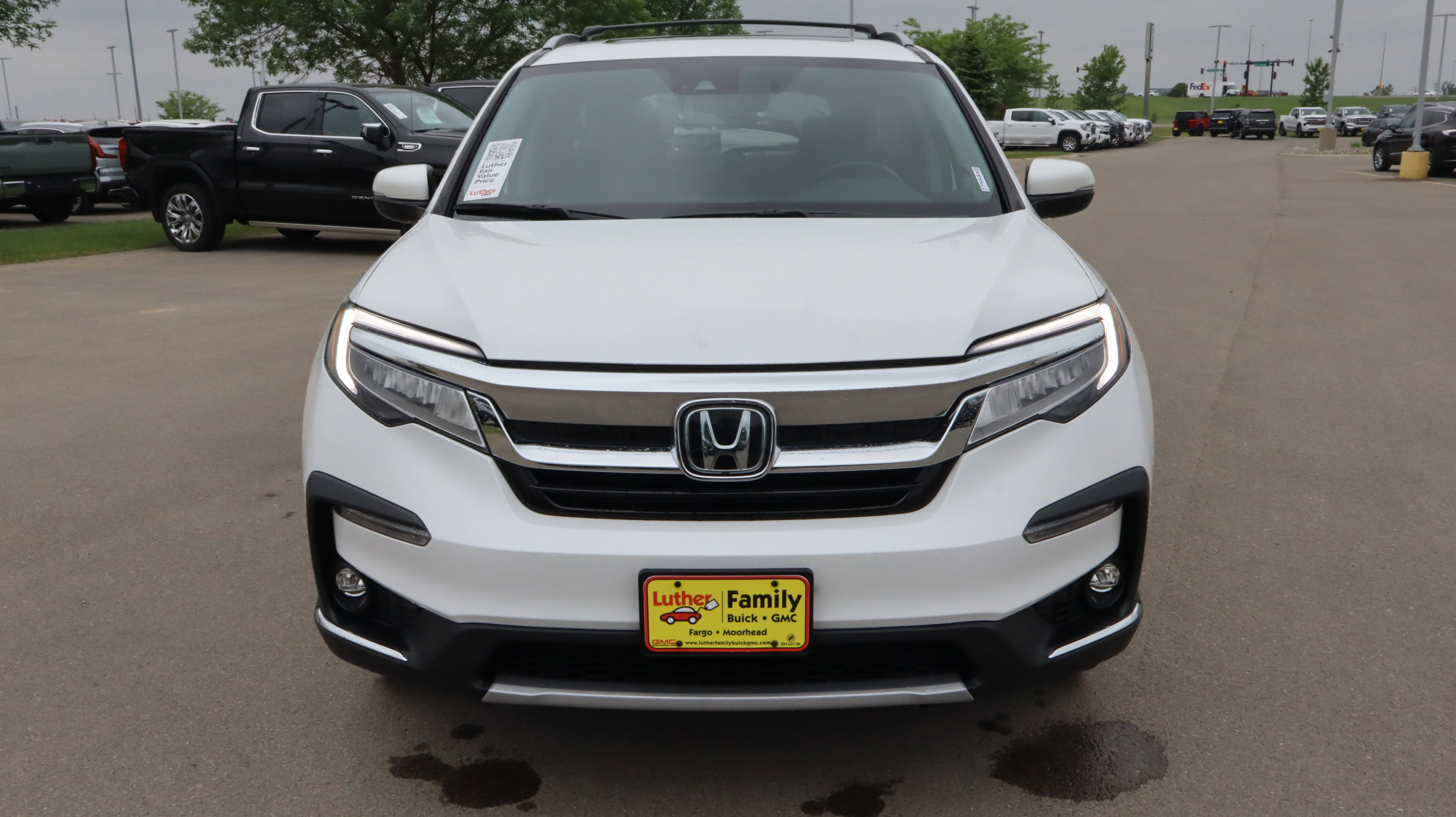Used 2022 Honda Pilot Elite image 2