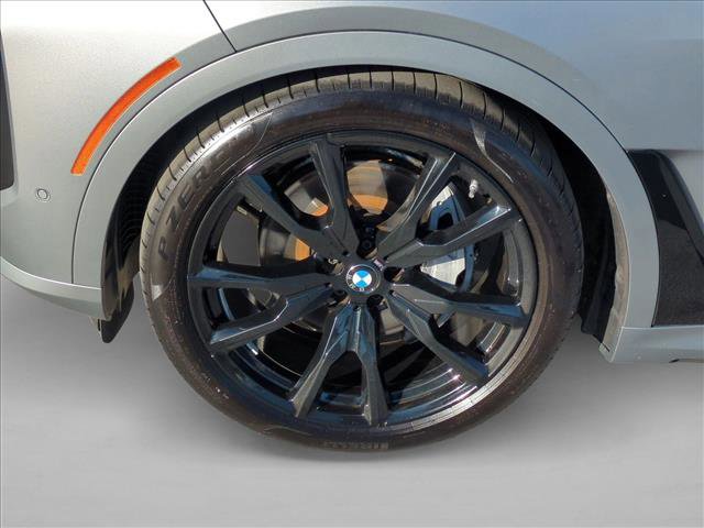 Used 2023 BMW X7 xDrive40i w/ M Sport Package image 27