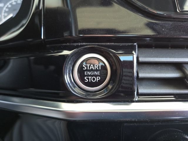 Used 2023 Nissan Pathfinder SL image 19