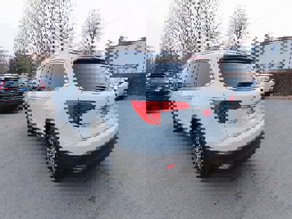 Certified 2018 Honda Pilot EX-L image 4