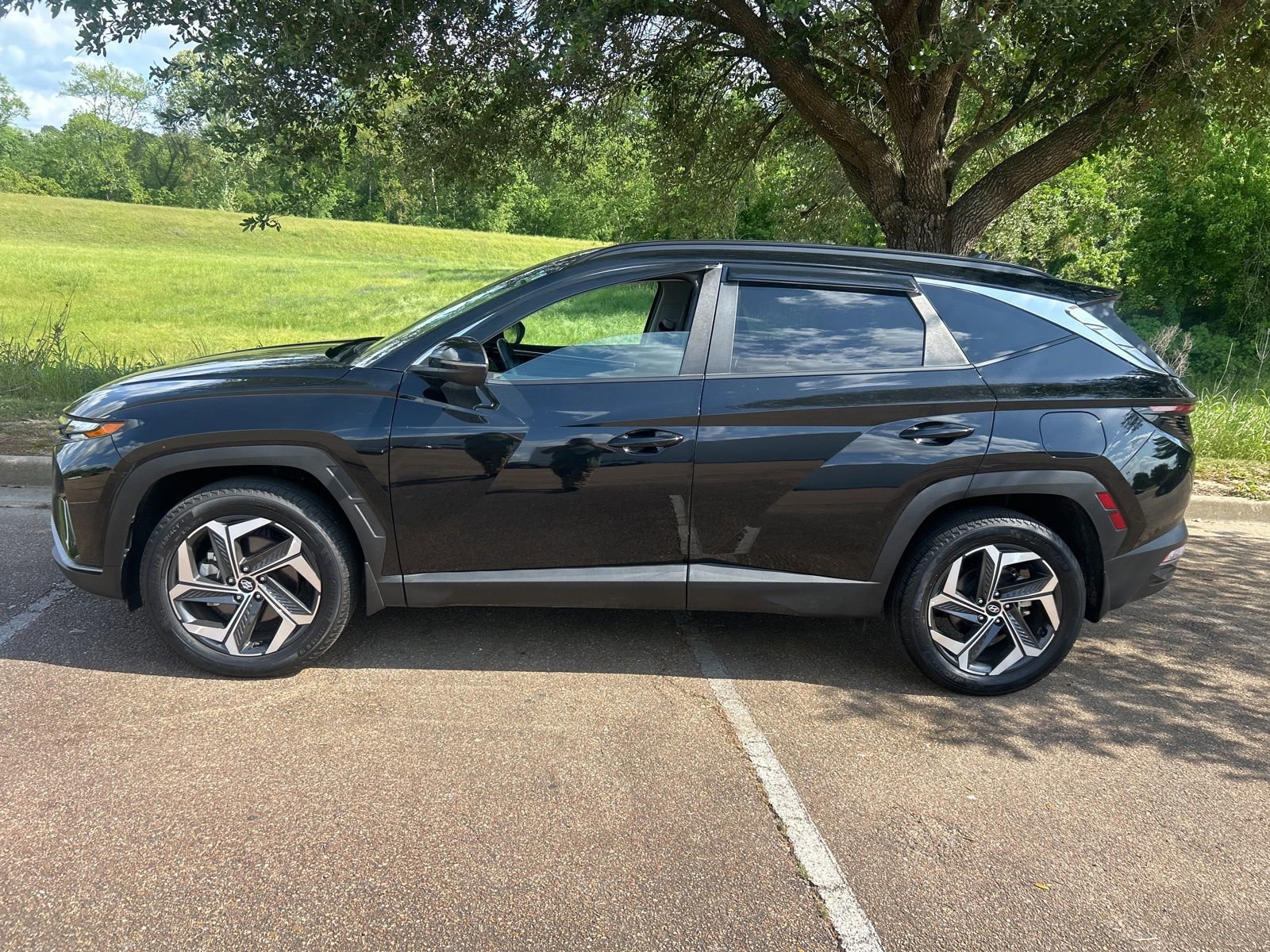 Used 2024 Hyundai Tucson SEL w/ Convenience Package image 2