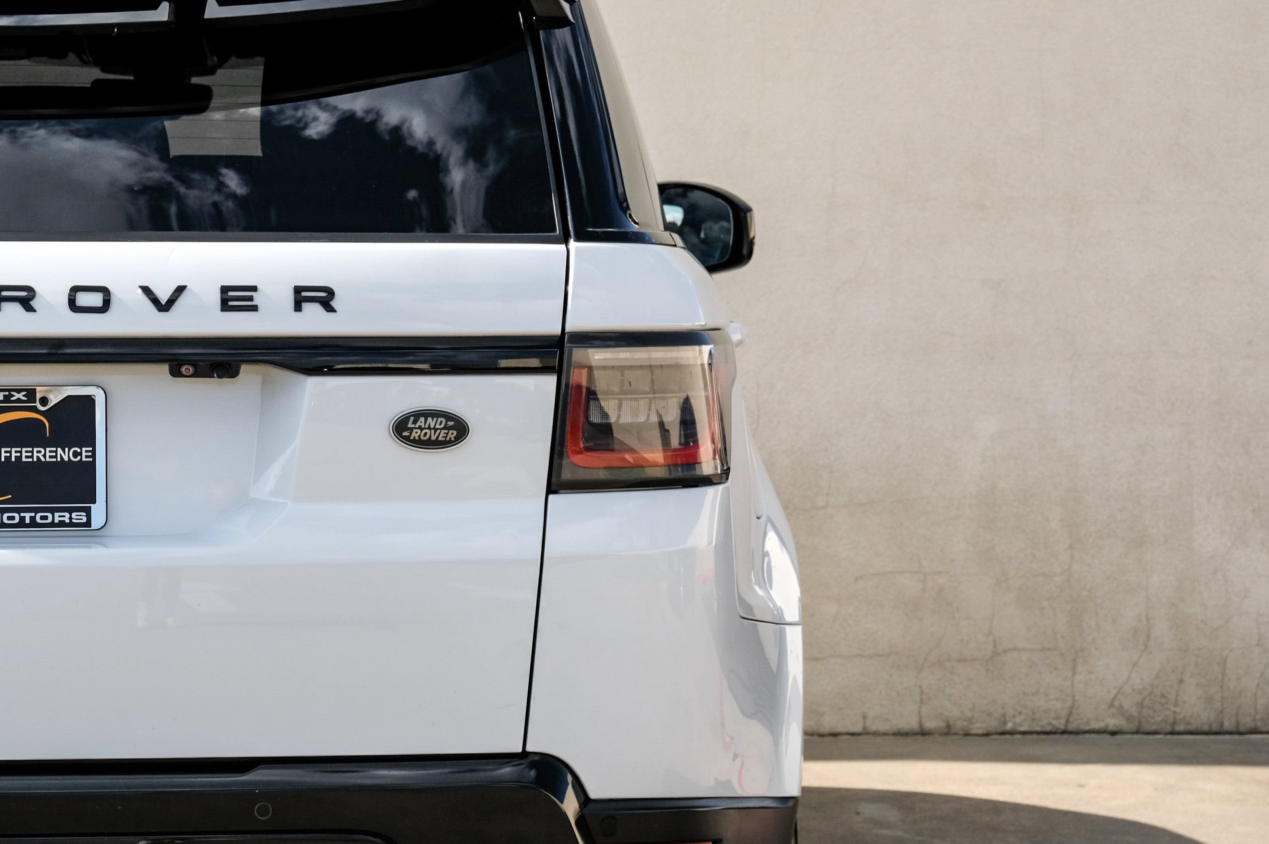 Used 2018 Land Rover Range Rover Sport SE AWD/4WD image 51