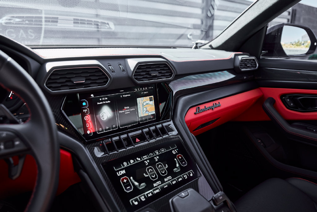 Used 2024 Lamborghini Urus S AWD/4WD image 67