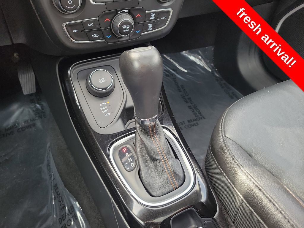 Certified 2018 Jeep Compass Limited w/ Navigation Group image 37