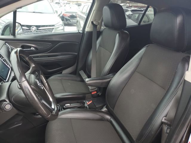 Used 2020 Buick Encore Preferred image 7
