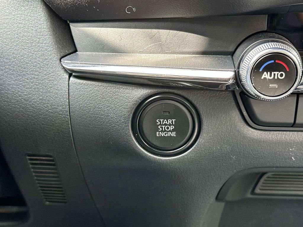 Used 2025 MAZDA CX-30 AWD 2.5 S w/ Premium Package image 18