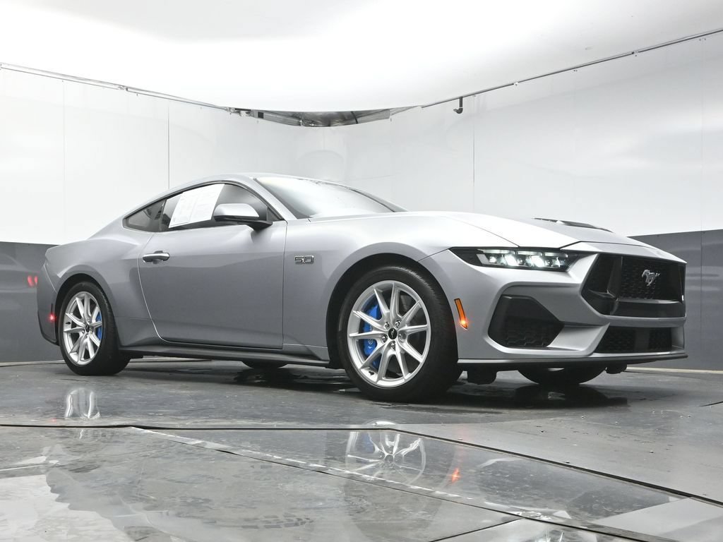 Used 2024 Ford Mustang GT Premium RWD image 36