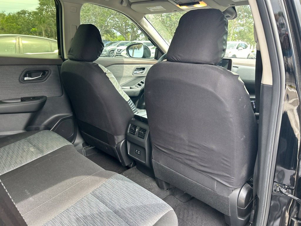Certified 2023 Nissan Rogue SV FWD image 43