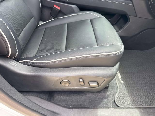 Used 2025 GMC Acadia Denali w/ Super Cruise Package AWD/4WD image 18
