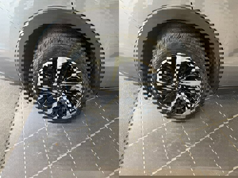 Used 2024 Mitsubishi Outlander SE Black Edition image 35