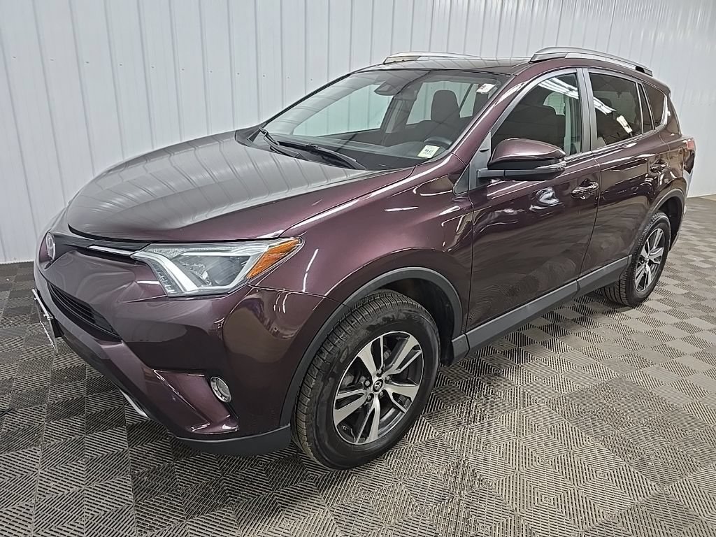 Used 2018 Toyota RAV4 XLE w/ Plus Extra Value Package AWD/4WD image 8