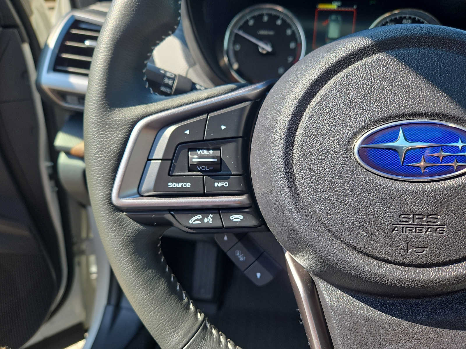 Used 2023 Subaru Forester Touring AWD/4WD image 22
