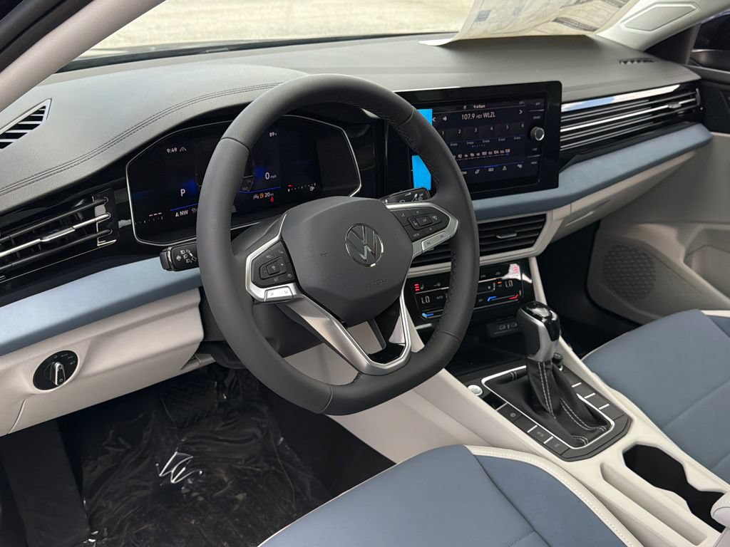 New 2026 Volkswagen Jetta SE FWD image 16