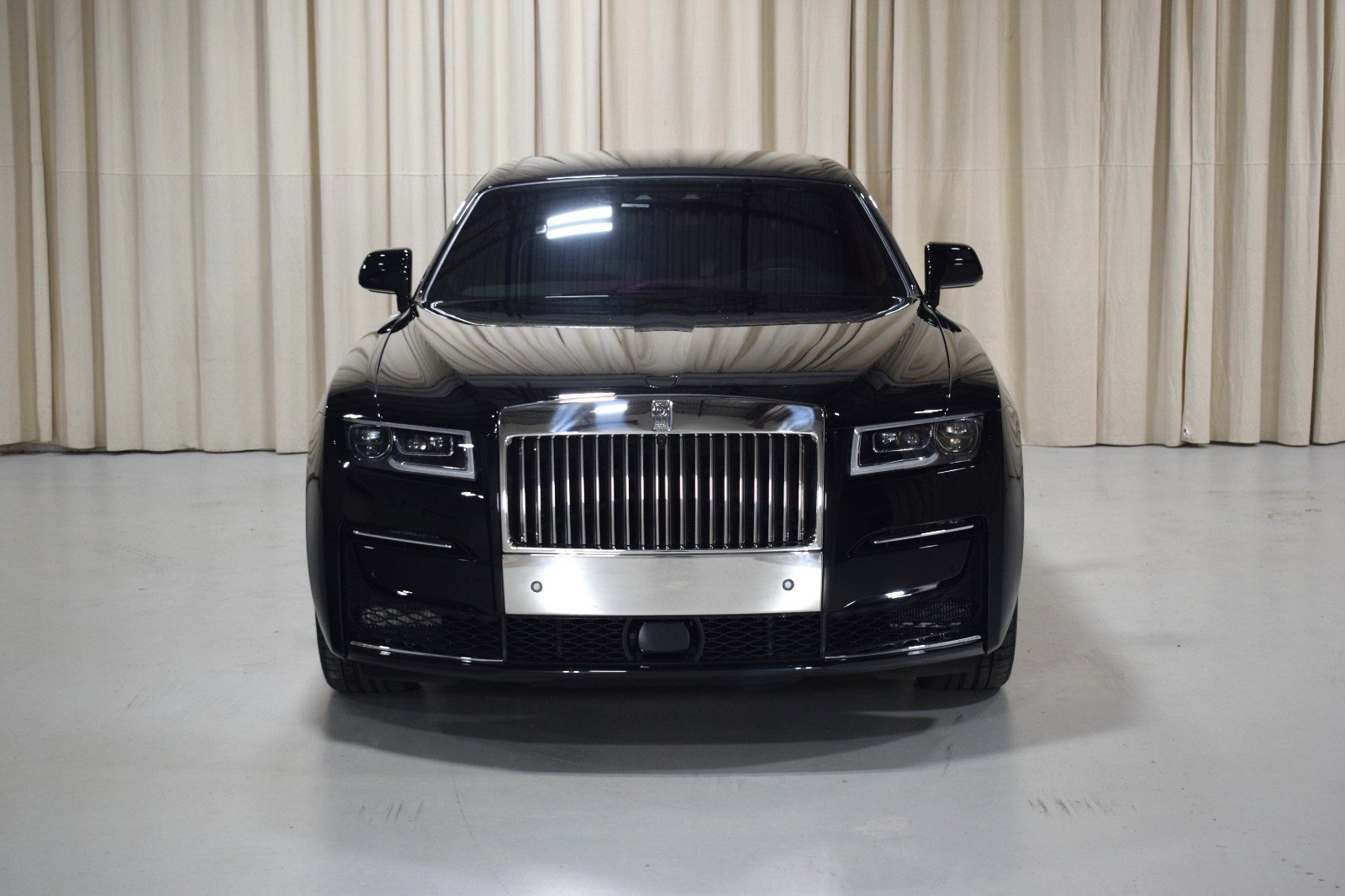 Certified 2024 Rolls-Royce Ghost image 9