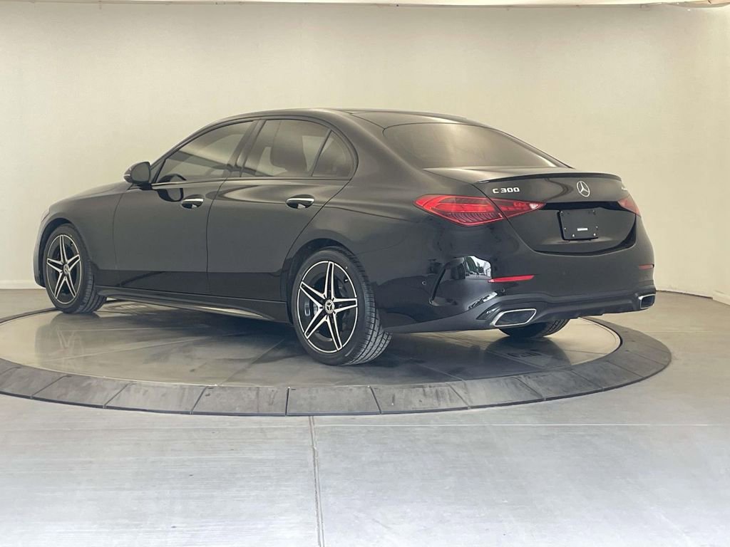 Used 2024 Mercedes-Benz C 300 4MATIC Sedan image 3