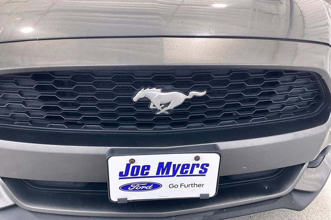 Used 2016 Ford Mustang Coupe RWD image 27